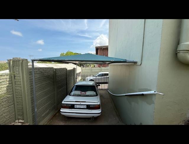 2 BEDROOM DUPLEX FOR SALE IN ESSENWOOD